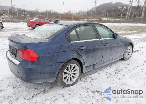 2011 BMW 328I xDrive z USA, uszkodzony, nr VIN WBAPK5G52BNN25149